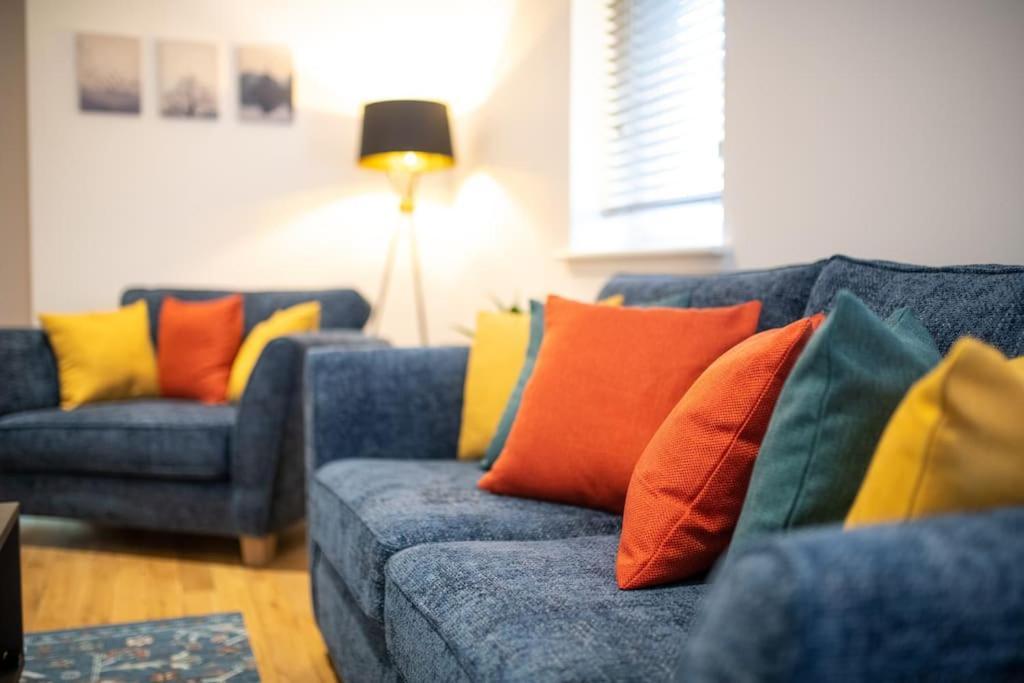 Modern City Centre Apartment In 인버네스 외부 사진